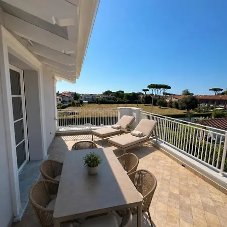 Bed & Breakfast Thymari Marina di Massa